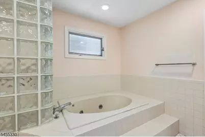 7 Dorset Cir, Caldwell, NJ 07006 - Photo 27