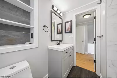 529 Richfield Avenue, Kenilworth, NJ 07033 - Photo 19