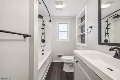 529 Richfield Avenue, Kenilworth, NJ 07033 - Photo 17