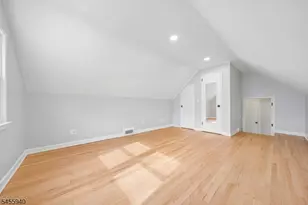 529 Richfield Ave, Kenilworth, NJ 07033 - Photo 11