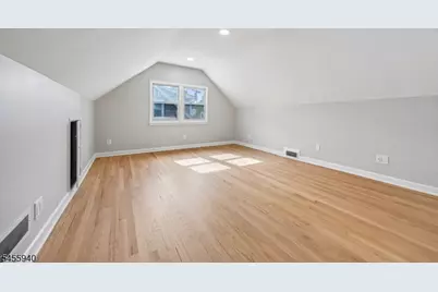 529 Richfield Avenue, Kenilworth, NJ 07033 - Photo 9