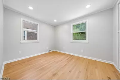 529 Richfield Avenue, Kenilworth, NJ 07033 - Photo 15