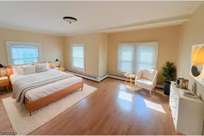 136 Main St #5, Flemington, NJ 08822 - Photo 5