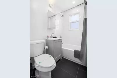 33-35 Adams St #3, Newark, NJ 07105 - Photo 27