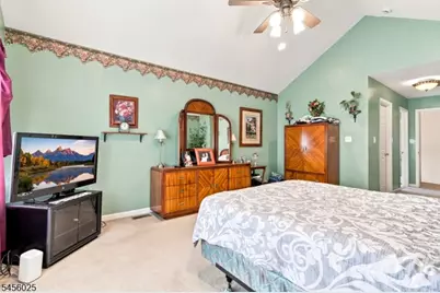 133 Charles St, Franklin Township, NJ 08873 - Photo 19