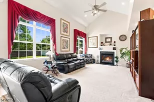 133 Charles St, Franklin Township, NJ 08873 - Photo 7