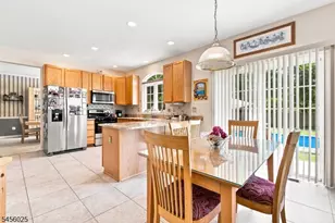 133 Charles St, Franklin Township, NJ 08873 - Photo 9