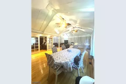 9 Carteret Rd, Livingston, NJ 07039 - Photo 3