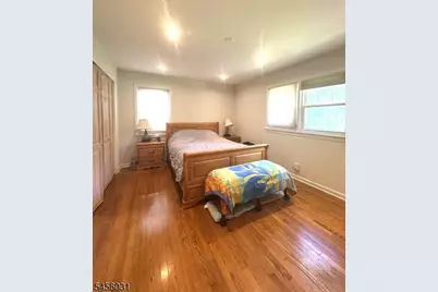 9 Carteret Rd, Livingston, NJ 07039 - Photo 9
