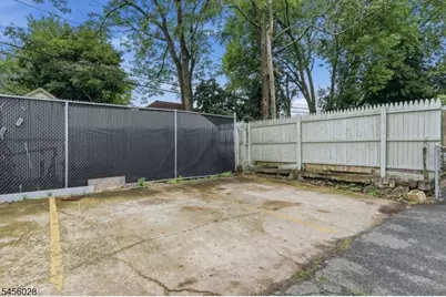 66 Halstead St, Newark, NJ 07106 - Photo 19
