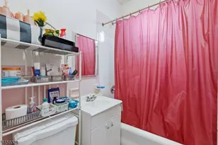 66 Halstead St, Newark, NJ 07106 - Photo 15