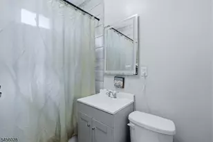 66 Halstead St, Newark, NJ 07106 - Photo 7