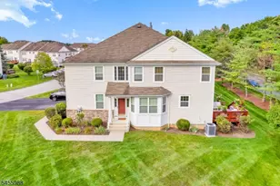 40 Indian Field Dr, Hardyston Township, NJ 07419 - Photo 1