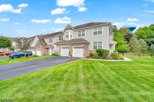 40 Indian Field Dr, Hardyston Township, NJ 07419 - Photo 3