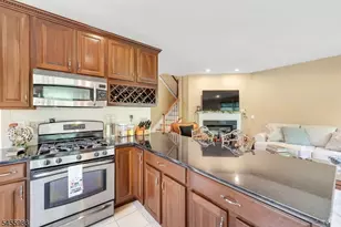 40 Indian Field Dr, Hardyston Township, NJ 07419 - Photo 21