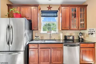 40 Indian Field Dr, Hardyston Township, NJ 07419 - Photo 19