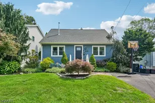 122 Maplewood Ave, Wayne, NJ 07470 - Photo 1