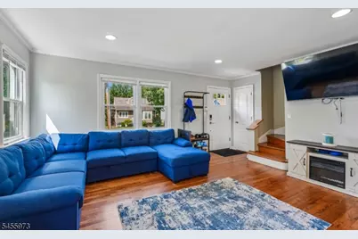 122 Maplewood Ave, Wayne, NJ 07470 - Photo 5