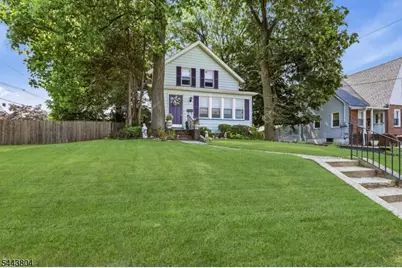 237 Broughton Ave, Bloomfield, NJ 07003 - Photo 3