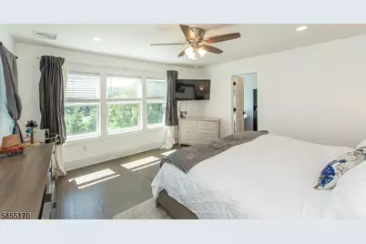 92 Hillcrest Ave, Morris Township, NJ 07960 - Photo 3