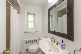 15 Wedgewood Dr, Verona, NJ 07044 - Photo 19