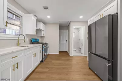 26 Major St, Clifton, NJ 07013 - Photo 7