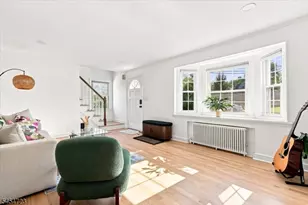 178 Walnut St, Livingston, NJ 07039 - Photo 9