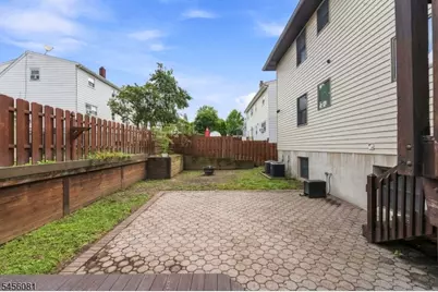 56 Hillcrest Ave, Woodland Park, NJ 07424 - Photo 37