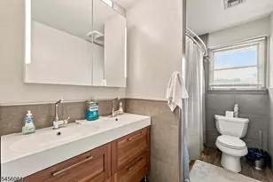 56 Hillcrest Ave, Woodland Park, NJ 07424 - Photo 27