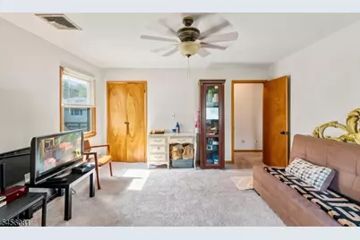 56 Hillcrest Ave, Woodland Park, NJ 07424 - Photo 23