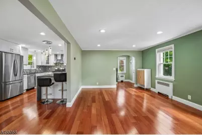 47 W Lawn Rd, Livingston, NJ 07039 - Photo 7