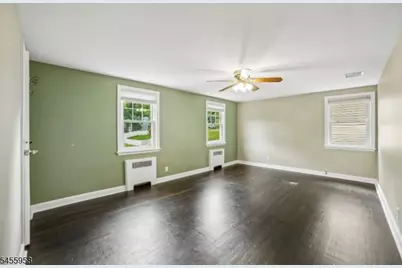 47 W Lawn Rd, Livingston, NJ 07039 - Photo 23