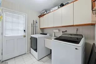 21 Tuscan Pl, East Hanover Township, NJ 07936 - Photo 11