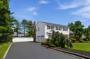21 Tuscan Pl, East Hanover Township, NJ 07936 - Photo 3