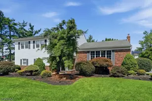 21 Tuscan Pl, East Hanover Township, NJ 07936 - Photo 1