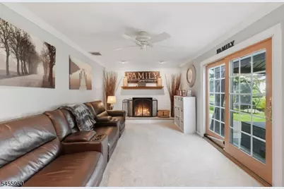 21 Tuscan Pl, East Hanover Township, NJ 07936 - Photo 9