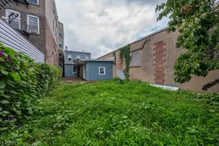 305 Summit Ave, Jersey City, NJ 07306 - Photo 23