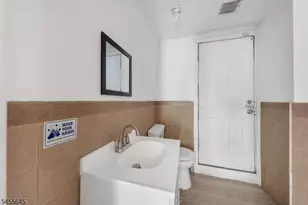 305 Summit Ave, Jersey City, NJ 07306 - Photo 5