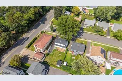 5 Briar Ln, Nutley, NJ 07110 - Photo 29