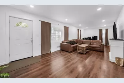5 Briar Ln, Nutley, NJ 07110 - Photo 5