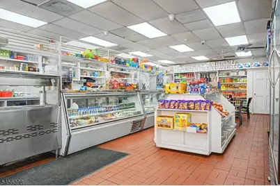 37 Fair St, Hackensack, NJ 07601 - Photo 3