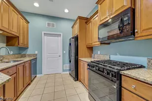 906 River Place, Butler, NJ 07405 - Photo 15