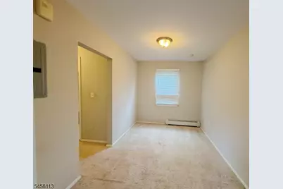 54 Knox Ter #1B, Wayne, NJ 07470 - Photo 7
