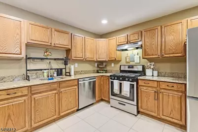 9 Ferndale Ln, Hardyston Township, NJ 07419 - Photo 11