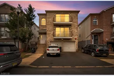 13 Lisa Ct #2, Newark, NJ 07112 - Photo 1