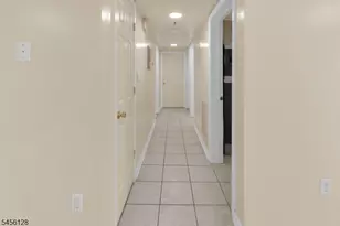 13 Lisa Ct, Newark, NJ 07112 - Photo 5