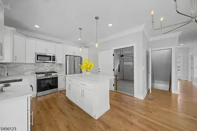 58 Navajo Ave, Parsippany, NJ 07034 - Photo 11