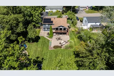 157 Mountain Cir, West Milford, NJ 07480 - Photo 5