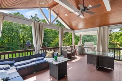 157 Mountain Cir, West Milford, NJ 07480 - Photo 17