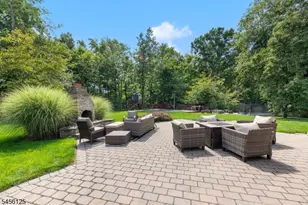 157 Mountain Cir, West Milford, NJ 07480 - Photo 7